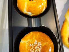 莲蓉蛋黄酥-BreadTalk面包新语(龙之梦购物中心莘庄店)