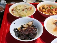 -蓝田九大碗民俗食府(蓝田店)