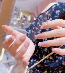 -花系美·美甲美睫精品店