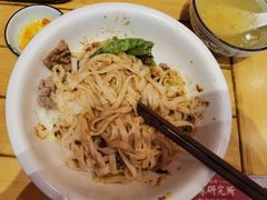 -狮头牌卤味研究所·卤味饭(花城汇南区店)