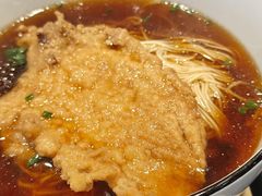 -百年老字号·观振兴蟹黄面·三虾面·苏式面(观前街富仁坊巷店)