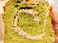 菠菜熏鸡吐司-奈雪的茶(石家庄万象城店)