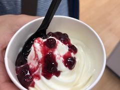 酸奶草莓酱冰激凌-宜家·瑞典食品屋(宝山店)