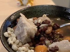 八宝甜汤-雪多冰·台湾甜品(高升店)