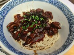 大肠面-沪西老弄堂面馆(定西路店)