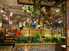 大堂-钢管厂歆瑞源油卤串串香(春熙路太古里店)