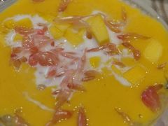 招牌杨枝甘露-鹅冠港式茶餐厅(来福士店)