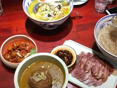 -窄巷子陕菜馆·地道陕西菜(粉巷店)