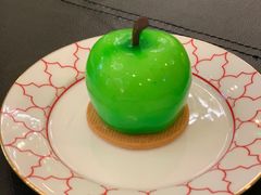 -Salon de The de Joel Robuchon(外滩18号店)