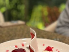 -怡咖啡海鲜自助餐厅(浦东香格里拉店)