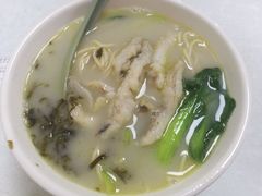 -明呈黄鱼面馆(斜土路店)