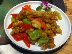 -山河屯铁锅炖·非遗东北菜(南山店)