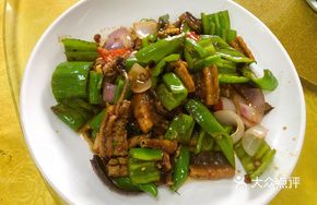 Stir-Fried Eel with Bell Peppers
