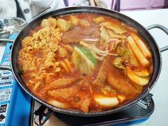韩式猪排火锅-欧巴来了韩式料理