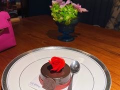 -金海华·Winsun玲珑国际·赫本时光(园区金鸡湖店)