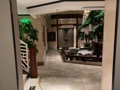 -顺峰(农展馆店)