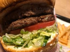 -The Habit Burger Grill 哈比特汉堡(复兴soho店)