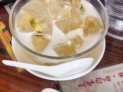 茉莉凉粉-周大娘牛乳(旧寨古村总店)