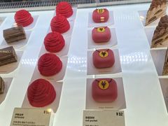 -Fridi Patisserie Cafe