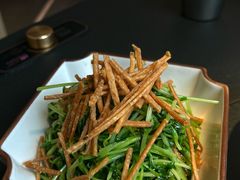 热拌撒子豆苗-锦荟JINHUI·浙江小馆(上海荟聚店)