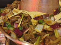 -炉小二铜锅牛蛙•川湘菜(三里屯店)