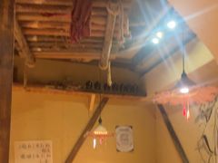 -泥糊破店川菜小酒馆·夜宵(徐家汇店)