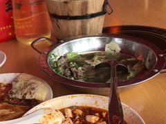 -大众跷脚牛肉馆·非遗传承单位(峨眉山店)