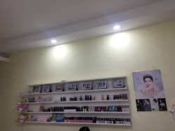 -U mi Nail美甲工作室