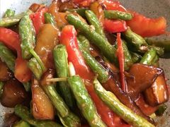 -蜜桃餐厅·伴山(湖滨商业街店)