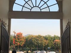 -王府井奥莱临潼小镇(临潼店)