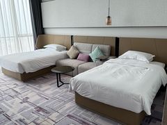 -大连星海皇冠假日酒店