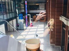 -星巴克臻选(上海中环广场2F店)