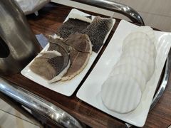 -粤潮牛肉火锅店(江南大道店)