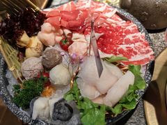-湊湊火锅·茶憩(新中关购物中心店)