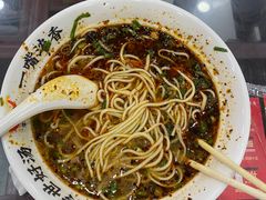 -牛一嘴·兰州牛肉面·大盘鸡(财富中心店)