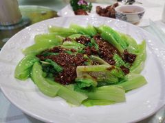 豆酱捞生菜-雅和生态渔庄·宜城锅巴饭(龙灵山公园店)