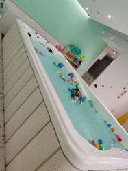 -Pony Baby宝尼婴幼儿游泳SPA馆