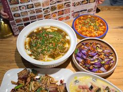 -小三峡食府(西五路店)