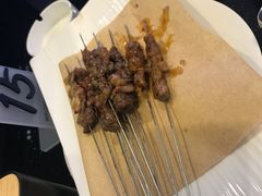 -鼎盛山海火锅(北戴河刘庄夜市老虎石浴场店)