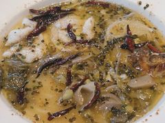 -渔语鱼酸菜鱼新川菜(来福士店)