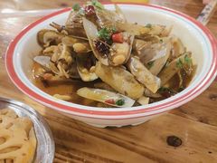 -冶建镜子·老南昌大排档·江西虾王(总店)