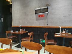 -8PINTS八品脱·日料·烧鸟·精酿小酒馆(莘庄店)
