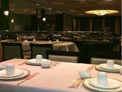 -御花园·粤菜·海鲜火锅(中山公园店)