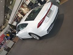 -上海冠松华奥奥迪4S店(张江店)