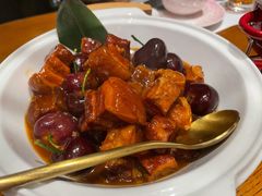 车厘子烧五花肉-甜阿姨·天台花园私房菜(万松园店)