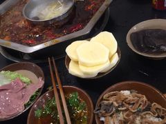 -利姐牧牛匠老火锅(兰花店)