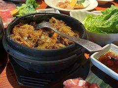 -山之屋炭火烧肉·生啤畅饮(大朗万科中央公园店)
