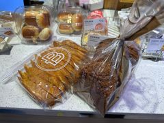 -巴黎贝甜(大宁国际商业广场店)