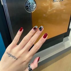 -斯馨·健康美甲美睫