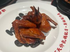 土茯苓中山乳鸽-谭厨中山传家菜.乳鸽.脆鲩鱼(华强北中航城店)